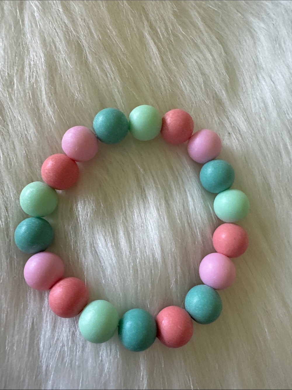 Kids multicolor bracelet. Pastels